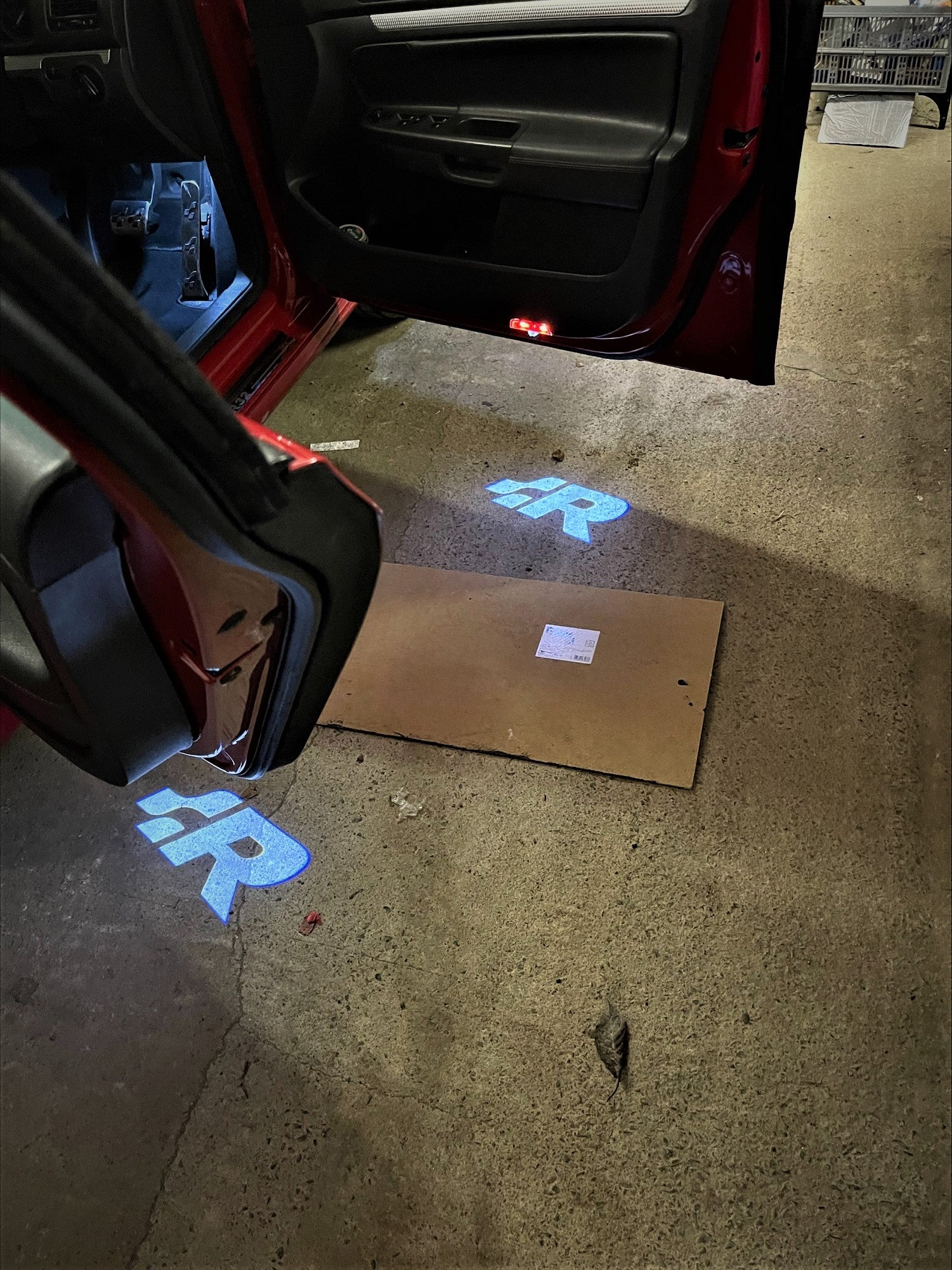 2x Volkswagen R DOOR LIGHT (PLUG&PLAY) – Car Door Light